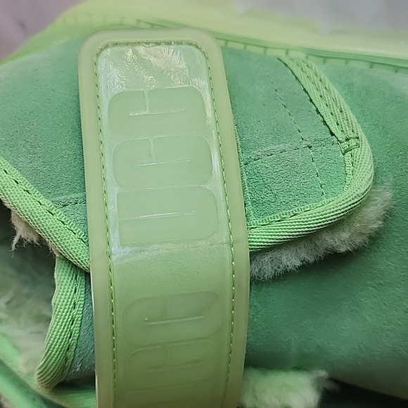 UGG Neumel Clear Green Boots Women's size 5 - Picture 6 of 12